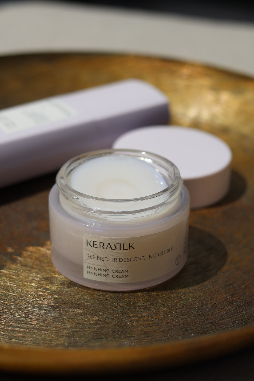 Finishing cream