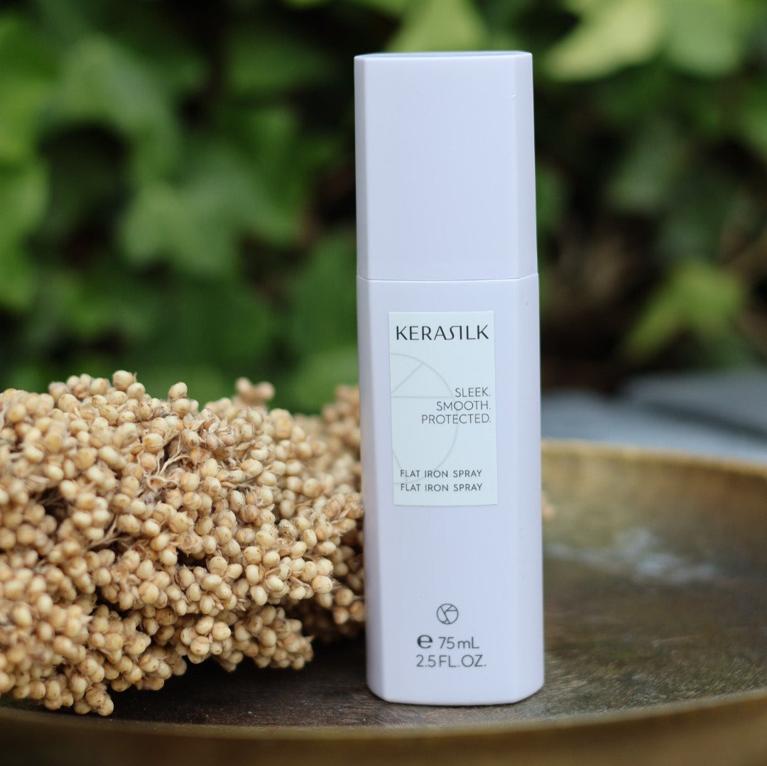 Kerasilk Flat Iron spray, voor makkelijke , snelle hitte styling tot 230 graden tot wel 72 uur, pluisvrij , met super glans 